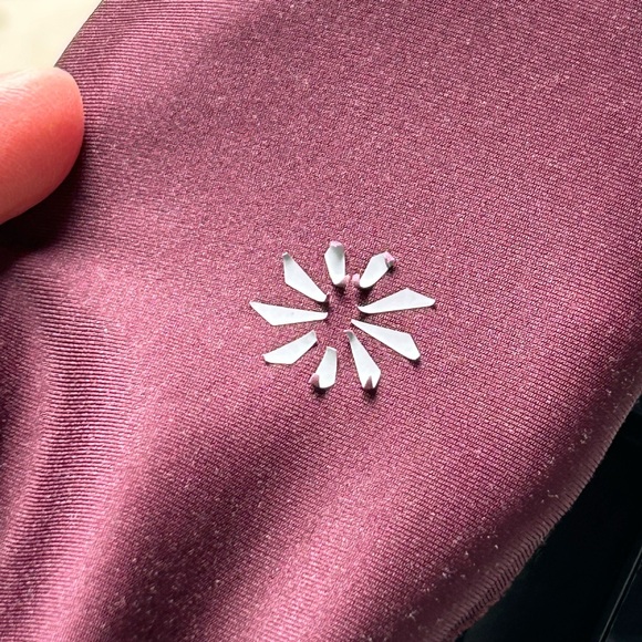 Athleta Chaturanga Ombré 7/8 Leggings size XS Currant Reversible Ankle - Picture 4 of 9